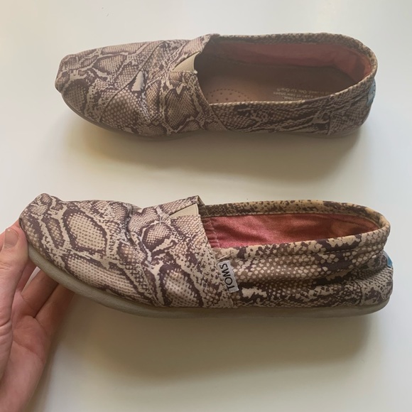 Toms shoes - Picture 3 of 4